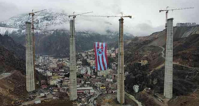 Trabzonspor'un şampiyonluk kutlamaları Artvin'den başladı