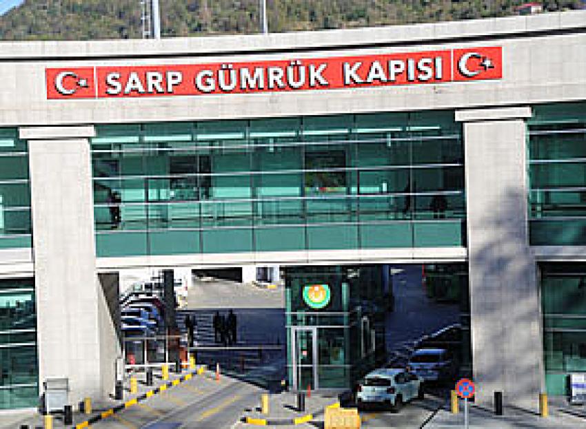 Sarp Sınır Kapısı'ndan 9 ayda 3 milyon 375 bin yolcu geçişi oldu