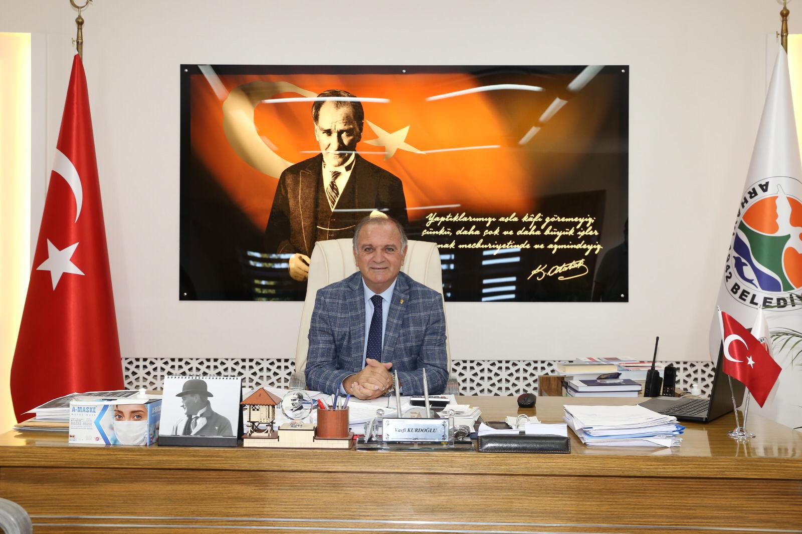 Arhavi Belediye Başkanı Vasfi Kurdoğlu’ndan Kadir Gecesi Mesajı