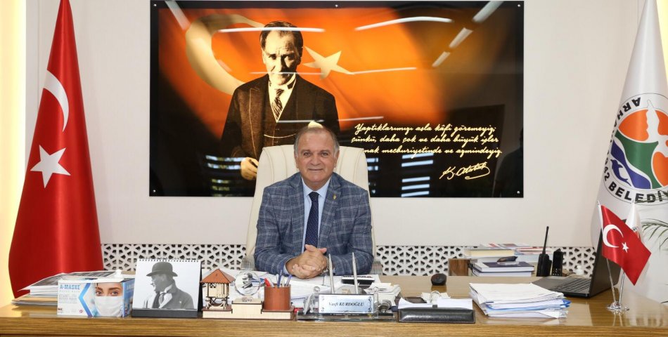 Arhavi Belediye Başkanı Vasfi Kurdoğlu’ndan Bayram Mesajı