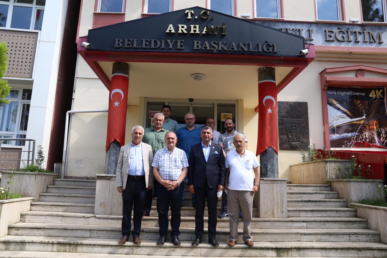 Milletvekilleri Nihat Yeşil ve Gürsel Erol’dan Arhavi Belediyesine Ziyaret